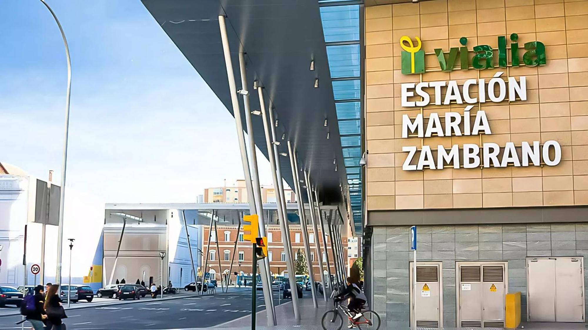 Estudio Maria Zambrano A Pasos De La Estacion Málaga Esterno foto
